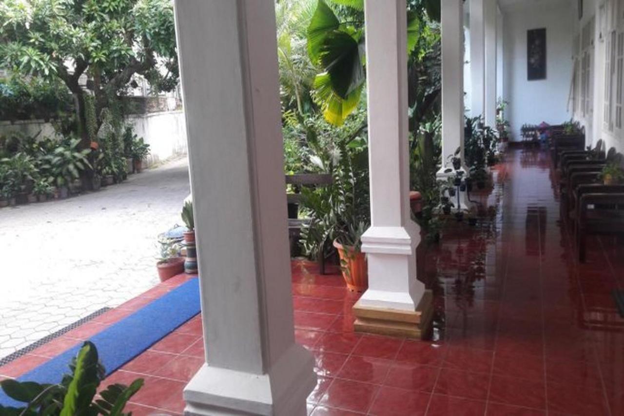 Hotel Airlangga Mataram Eksteriør bilde