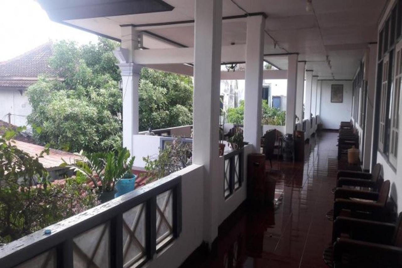 Hotel Airlangga Mataram Eksteriør bilde