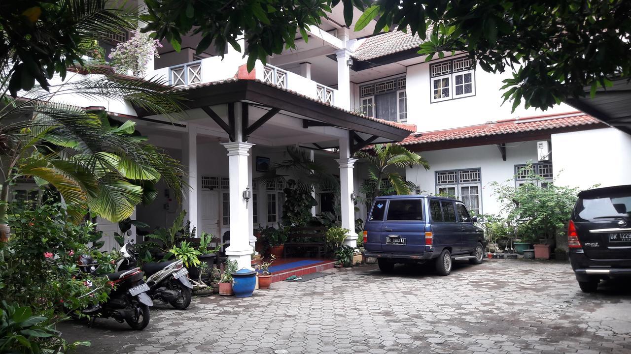 Hotel Airlangga Mataram Rom bilde